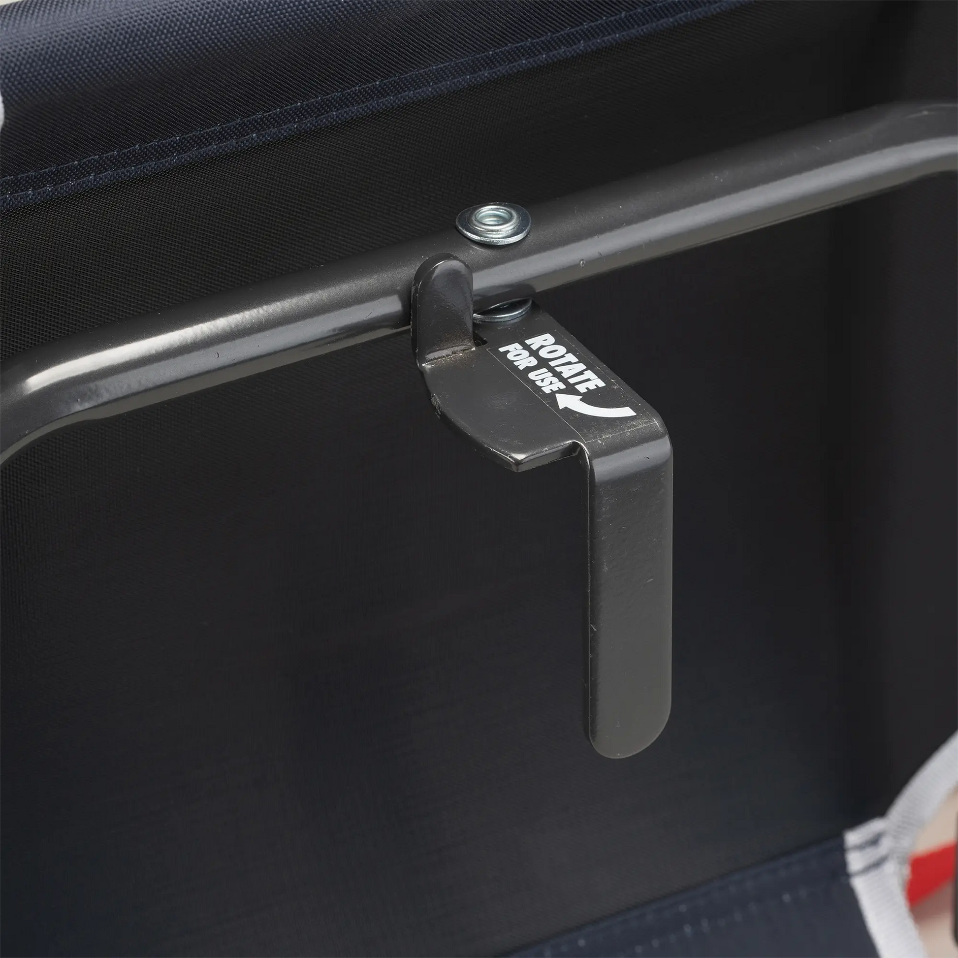 Big Comfort Stadium Chair™ with Armrests - J56V