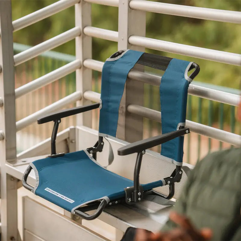 Big Comfort Stadium Chair™ with Armrests - J56V