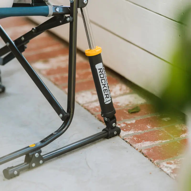 Freestyle Rocker™ with Side Table - O1K4